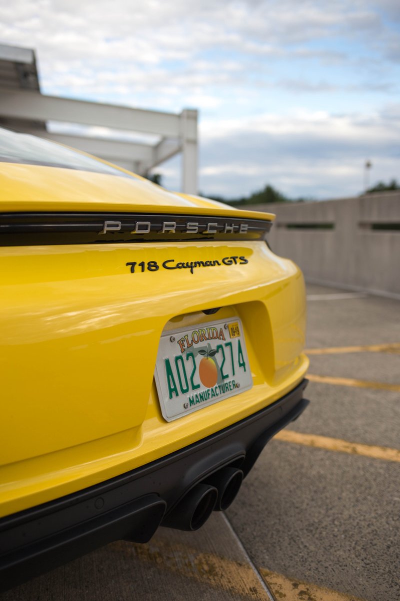Illustration for article titled The 2018 Porsche 718 Cayman GTS Drives Like the Superior Porsche